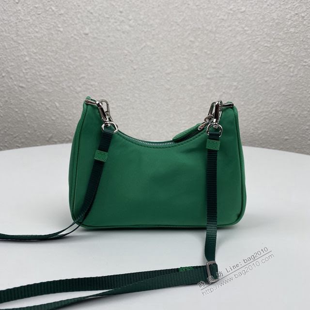 prada女包 普拉達新款mini Hobo綠色手拎包 1TT122 Prada單肩斜挎包 Prada三合一腋下包  pyd2359